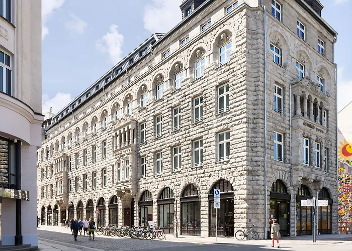 Amano Ξενοδοχείο *